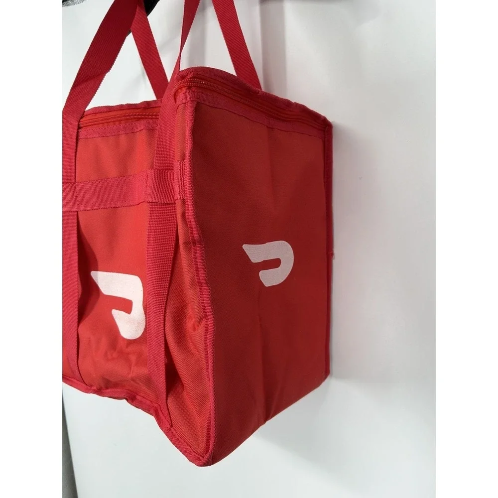Doordash Insulated Food Delivery Bag Red Spellout Logo Thermal Lined Tote Zipper